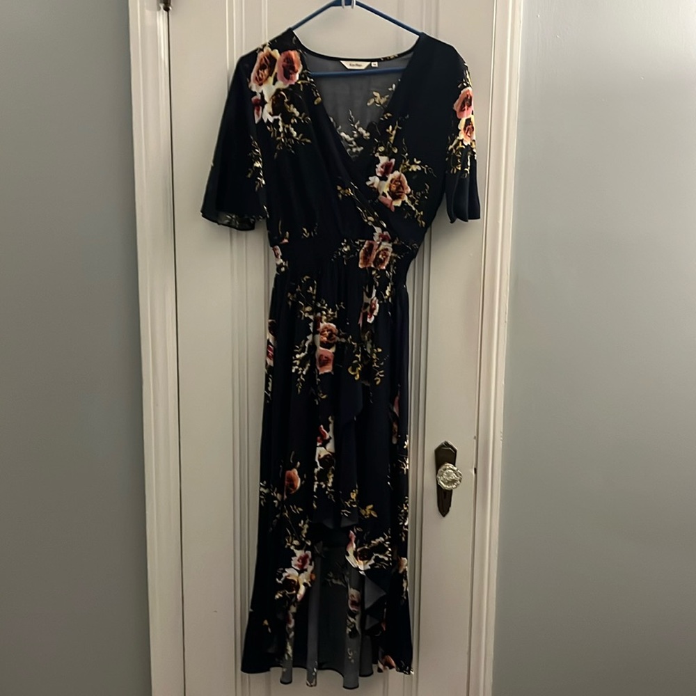 Kormei Womens Short Sleeve Floral High Low V-Neck Flowy Party Long Maxi Dress